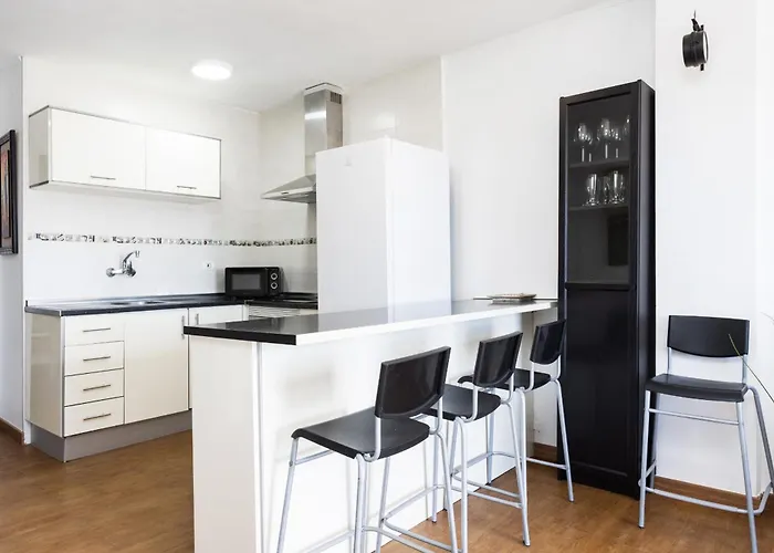 2 Bd By The Sea In 아파트 *