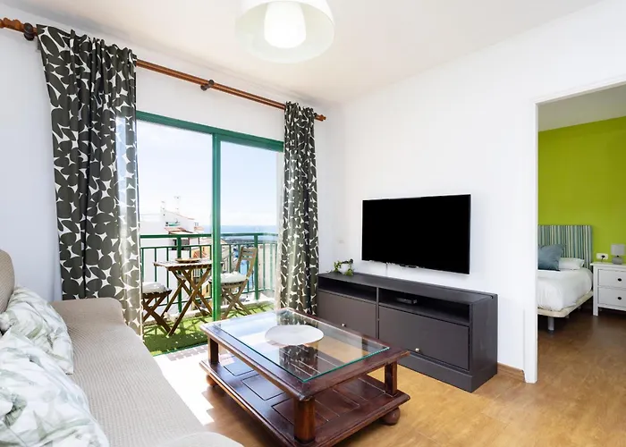 2 Bd By The Sea In Apartment Playa San Juan