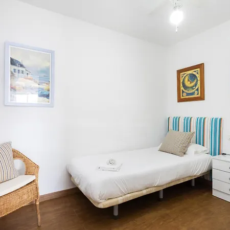 2 Bd By The Sea In Appartement *